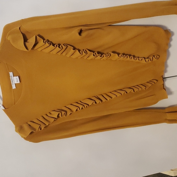 COPY - ShopBop Glamorous Ruffle Front Sweater Mustard - Picture 4 of 6